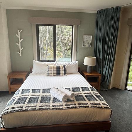 Cedarwood Apartments Фолс Крийк Екстериор снимка