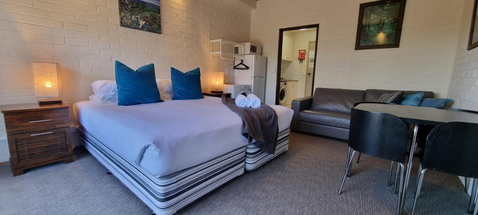 Cedarwood Apartments Фолс Крийк Екстериор снимка