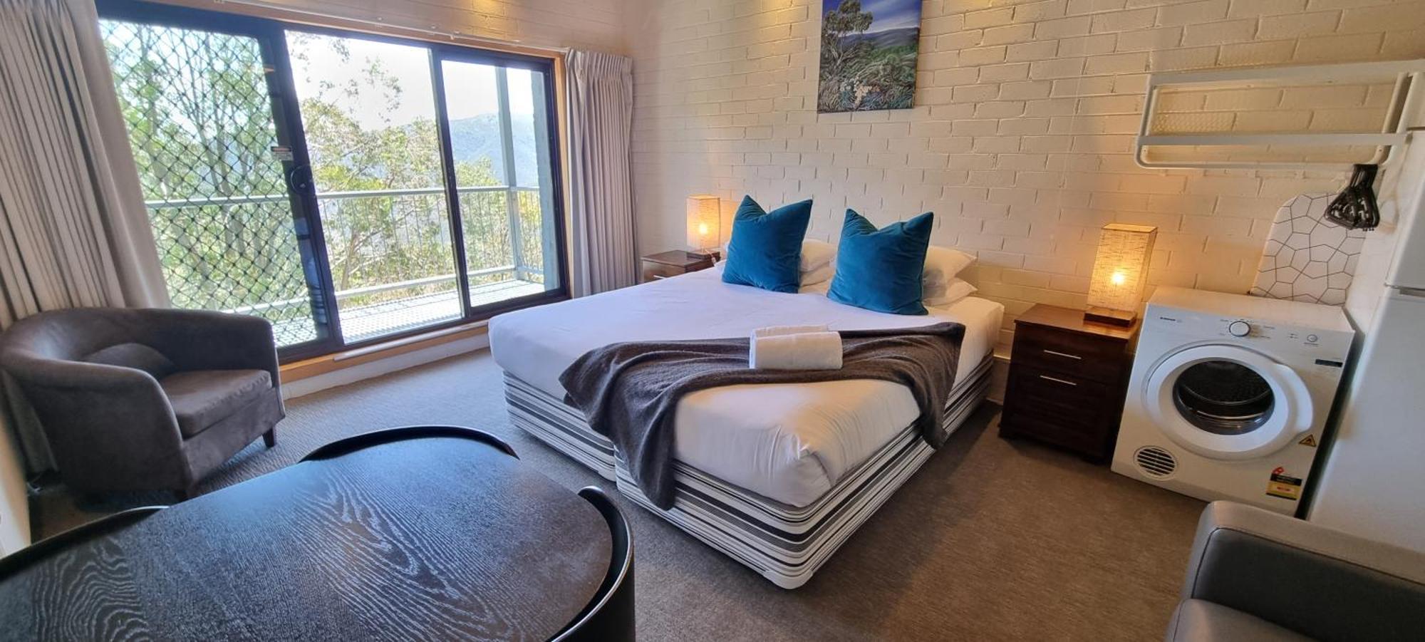 Cedarwood Apartments Фолс Крийк Екстериор снимка