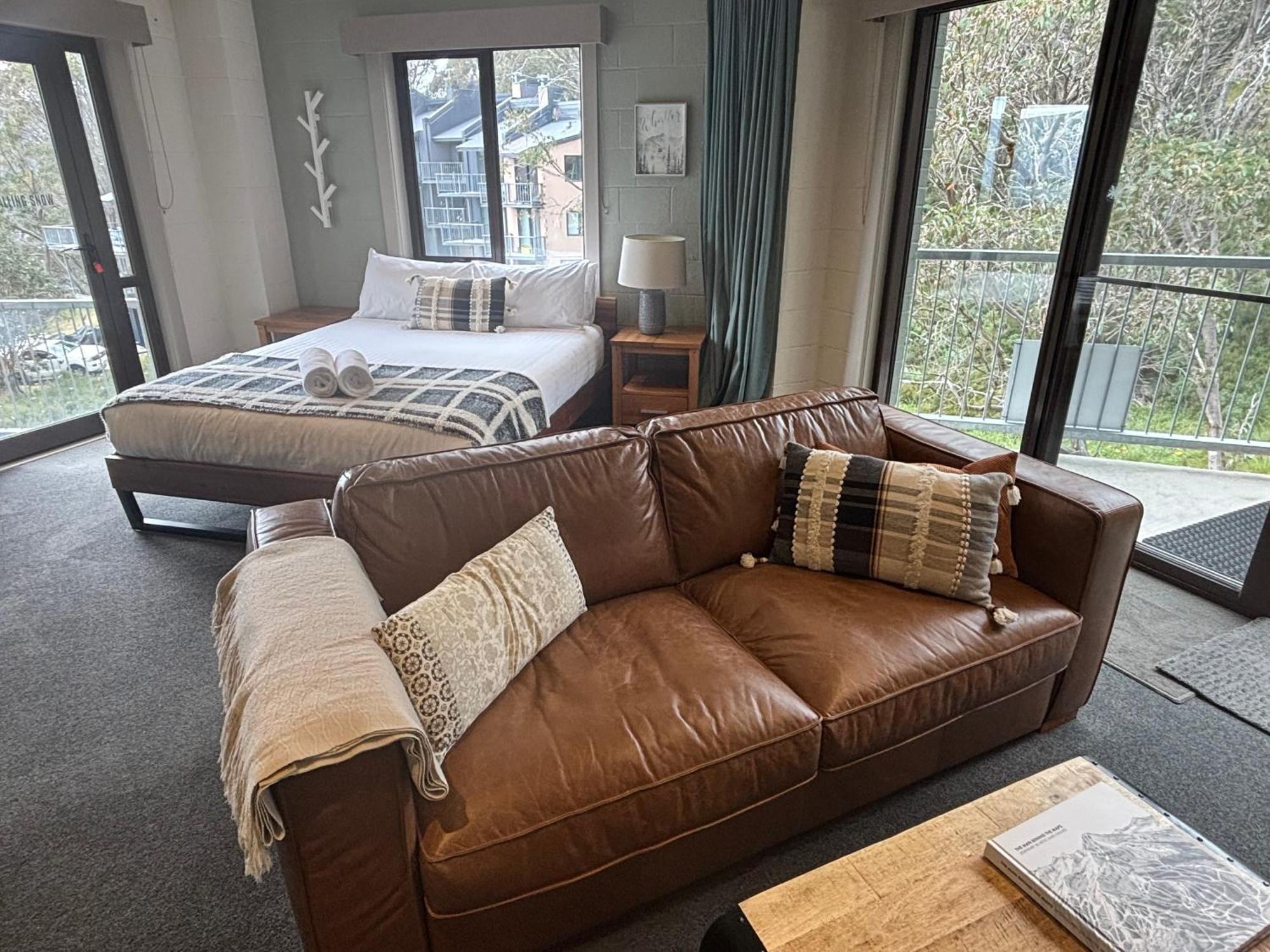 Cedarwood Apartments Фолс Крийк Екстериор снимка